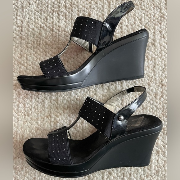 Anne Klein Wedge Sandal Silver Stud Embellished - Picture 2 of 5